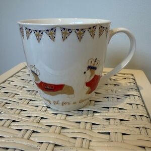 “A Mug Fit for a Queen” British Corgi Ceramic Mug in Cream, Red & Gold